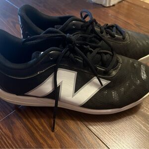 Mens new balance 4040v7 Black and White baseball cleats